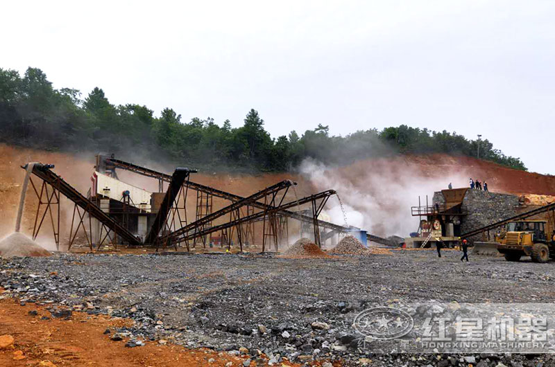 礦石破碎機(jī)多少錢一臺？大型機(jī)器型號